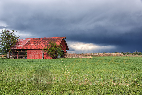 Broken Arrow Barn