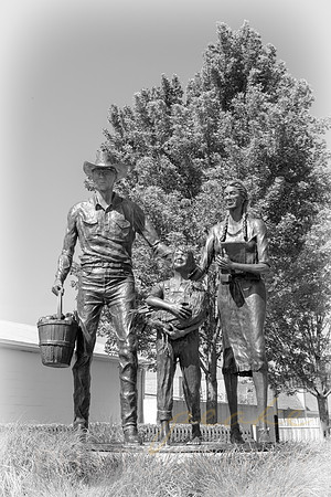 Pioneer Family without signature