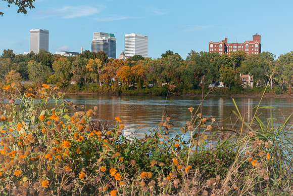 Sophian Plaza Park and Downtown