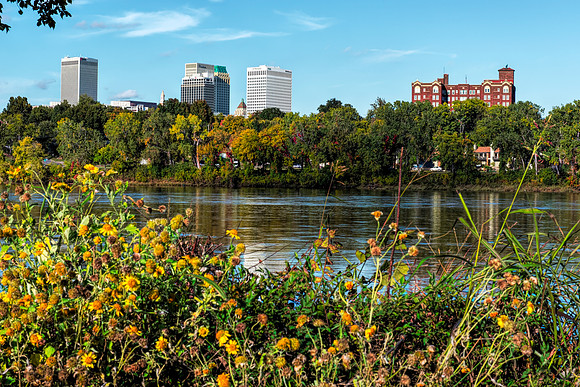 Sophian Plaza Park and Downtown