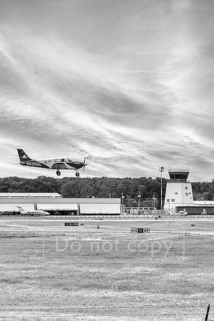 Tulsa Riverside Airport 23x33