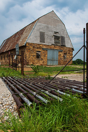 Wolverine Drayage Barn / Shell Barn