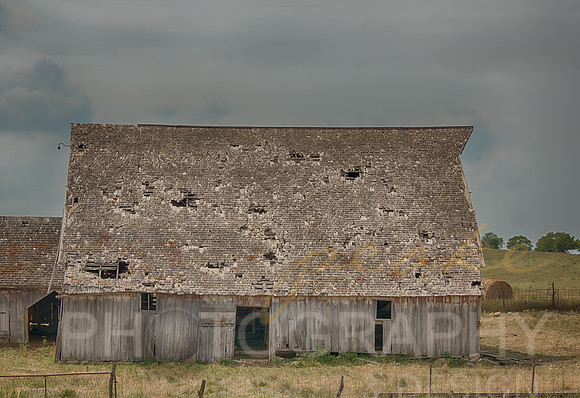 Nebraska Gray Barn