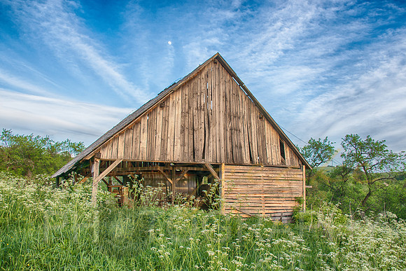 Romanian Barn